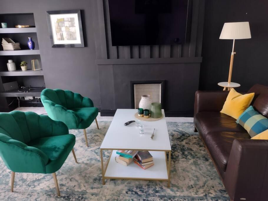 Appartamento White Birds Townhouse In Sligo Town Center Esterno foto